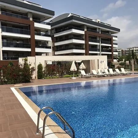 Trio Park Oba Apartamento Alanya